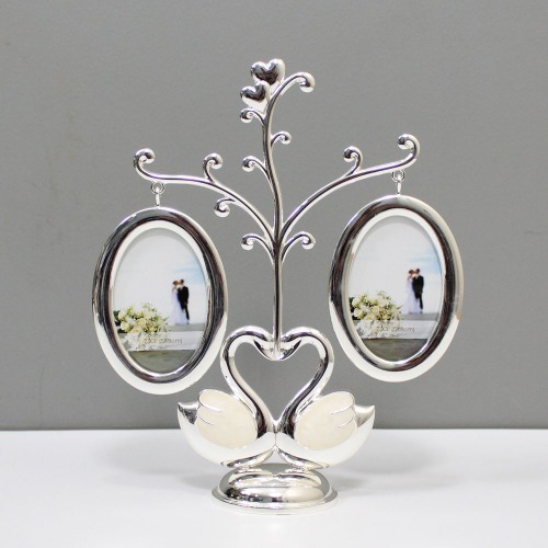 Silver Metal Swan Family Photo Frame For Home Decor