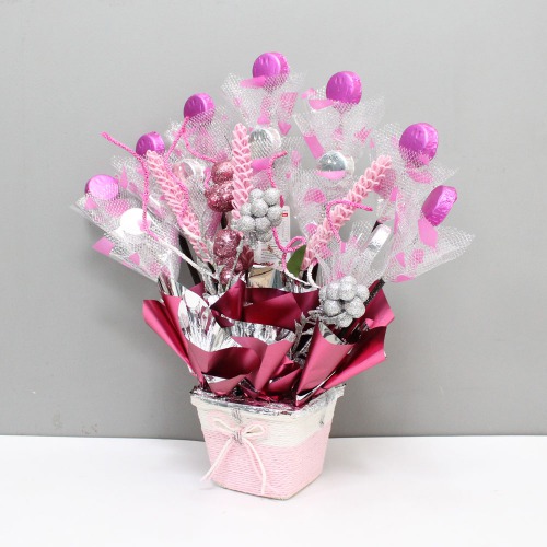 Elegant Pink Homemade Chocolate Bouquet | Chocolate Hamper| Chocolate Bouquet